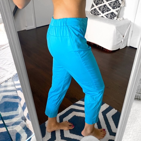 Vibrant Blue Cropped Ankle Pants with Relaxed Fit - Picture 2 of 8